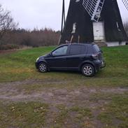 Toyota yaris soul 1.4 d-4-d (kassen på hjul)