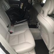 Volvo V90 D4 momentum
