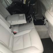 Volvo V90 D4 momentum