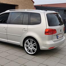 VW Touran 2.0 TDI 170 HK Highline DSG