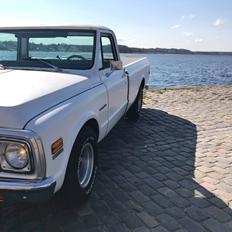 Chevrolet C10 Custom Fleetside 