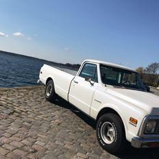 Chevrolet C10 Custom Fleetside 