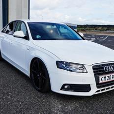 Audi A4 B8 2.0 TDI