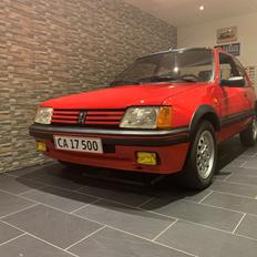 Peugeot 205 1,6 GTI