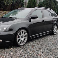 Toyota Avensis t25