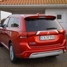 Mitsubishi Outlander 2,4 PHEV AWD