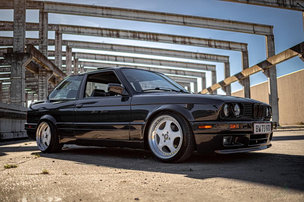BMW E30 billede 3