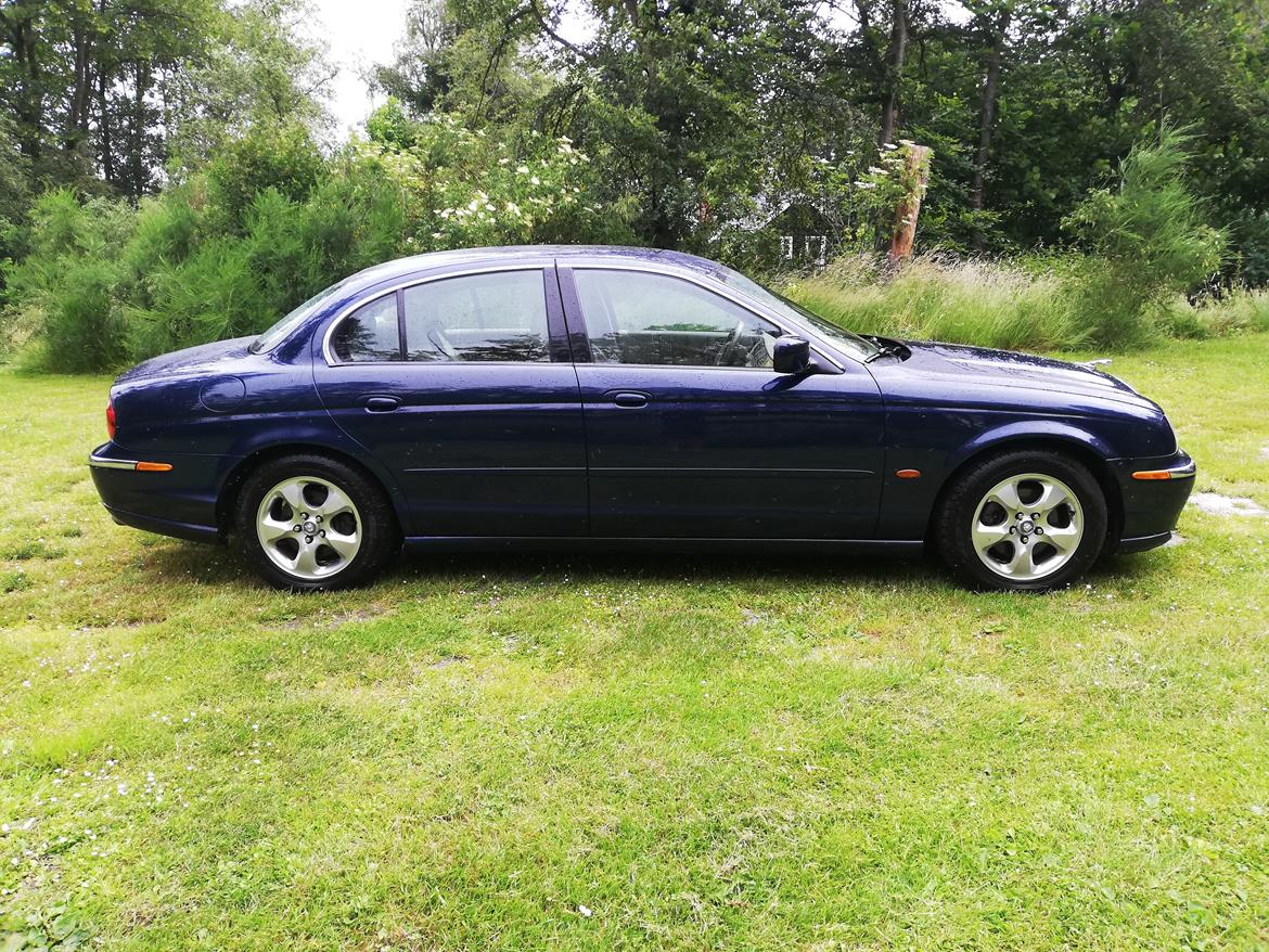 Jaguar S-type 4,0 V8 billede 4