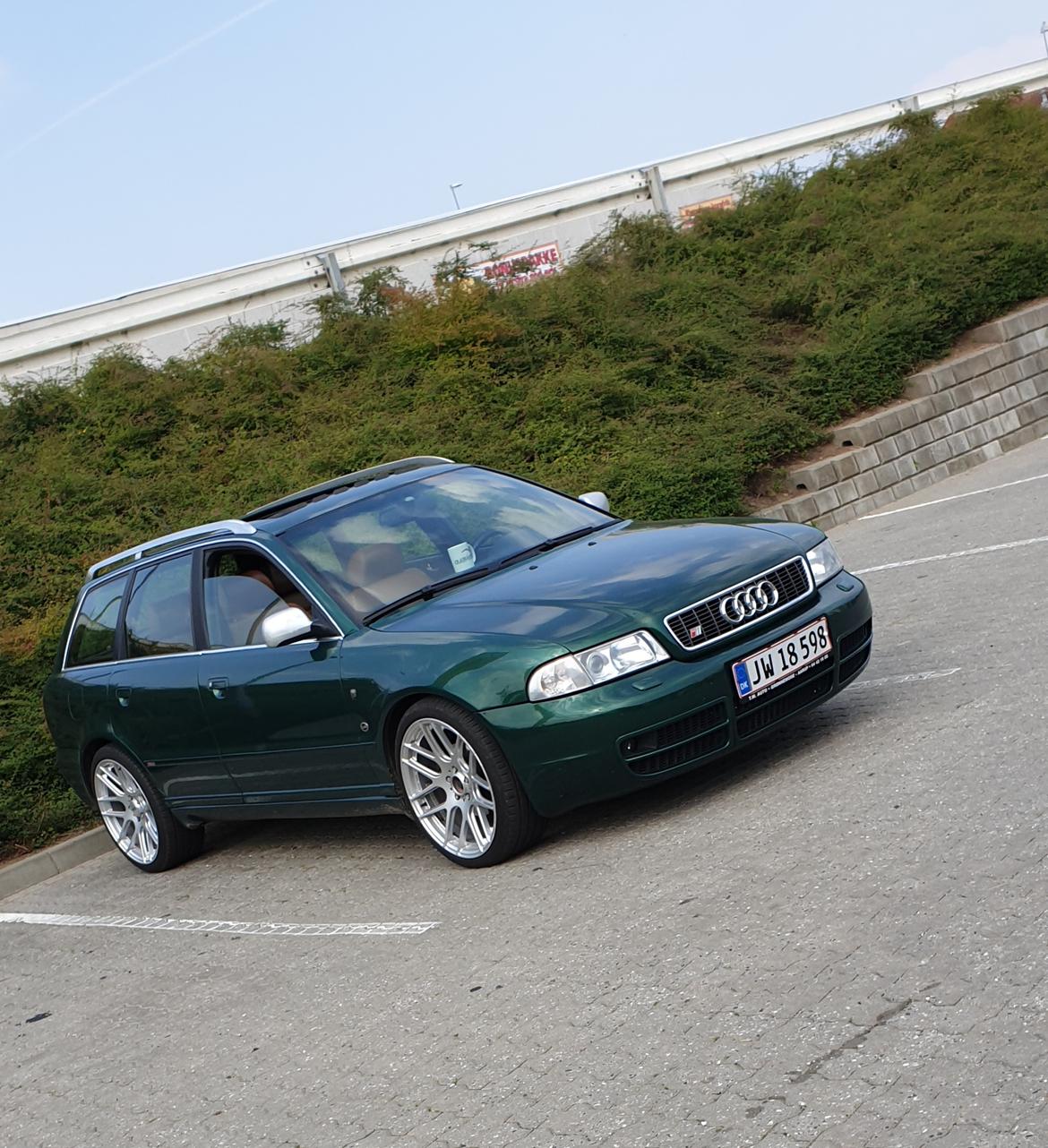 Audi A4 B5 billede 1