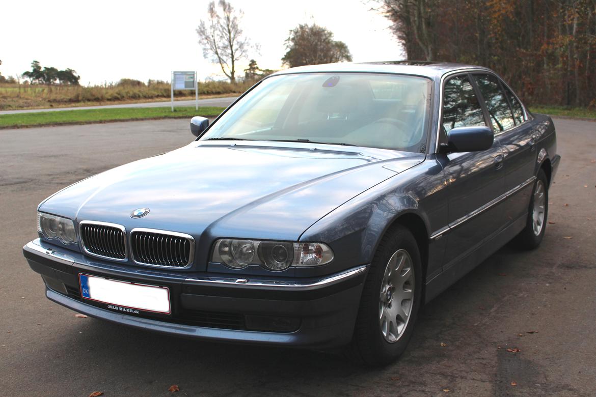 BMW 735iA E38 *SOLGT* billede 1