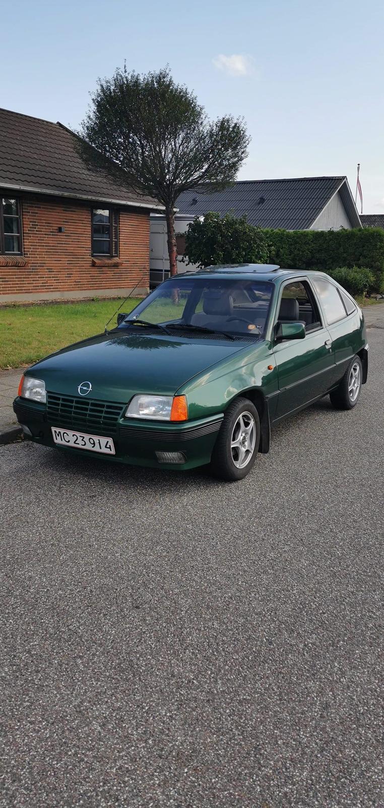 Opel Kadett e 1.3s  billede 1