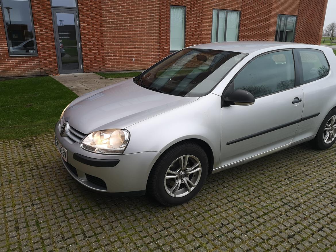 VW Golf V TDI DSG billede 1