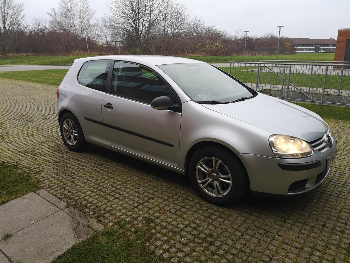 VW Golf V TDI DSG billede 3