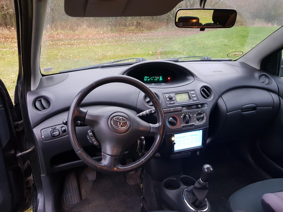 Toyota yaris soul 1.4 d-4-d (kassen på hjul) solgt billede 5