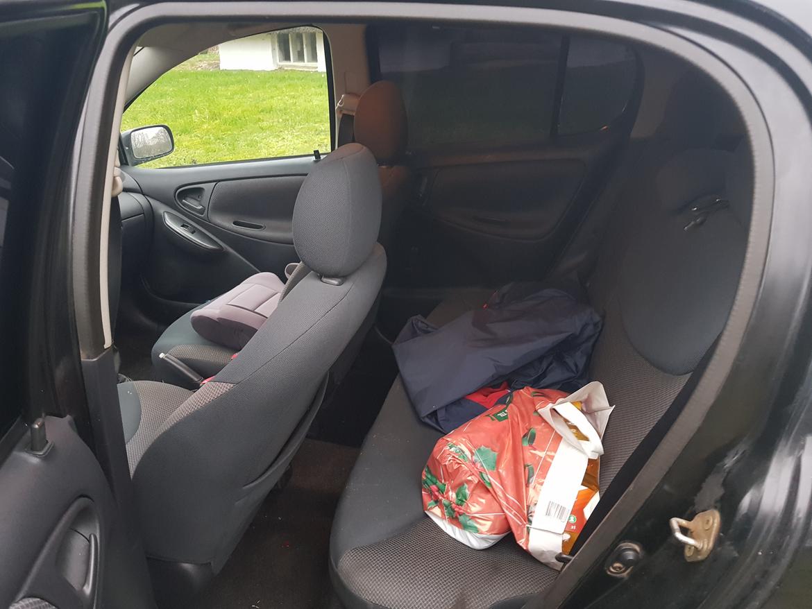 Toyota yaris soul 1.4 d-4-d (kassen på hjul) solgt billede 8