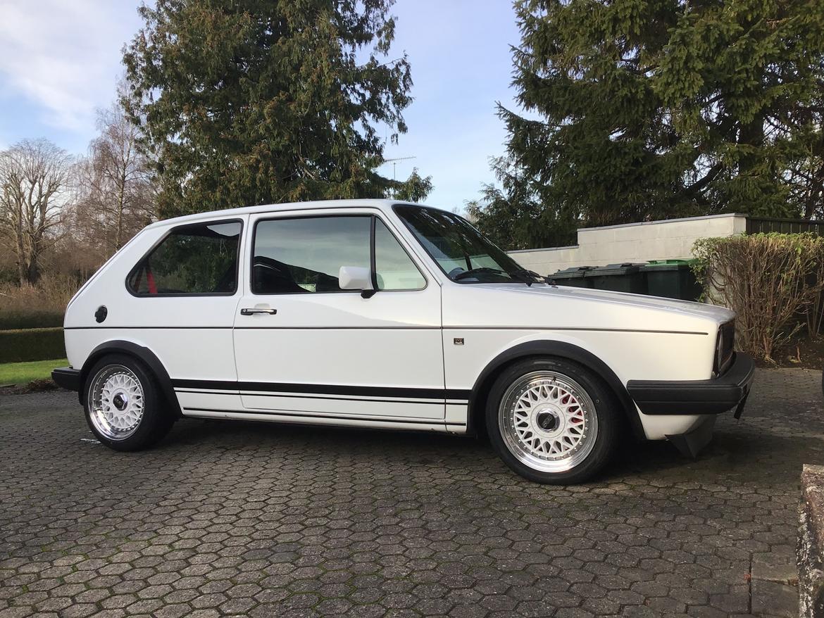 VW Golf MK1 GTI 16V billede 1