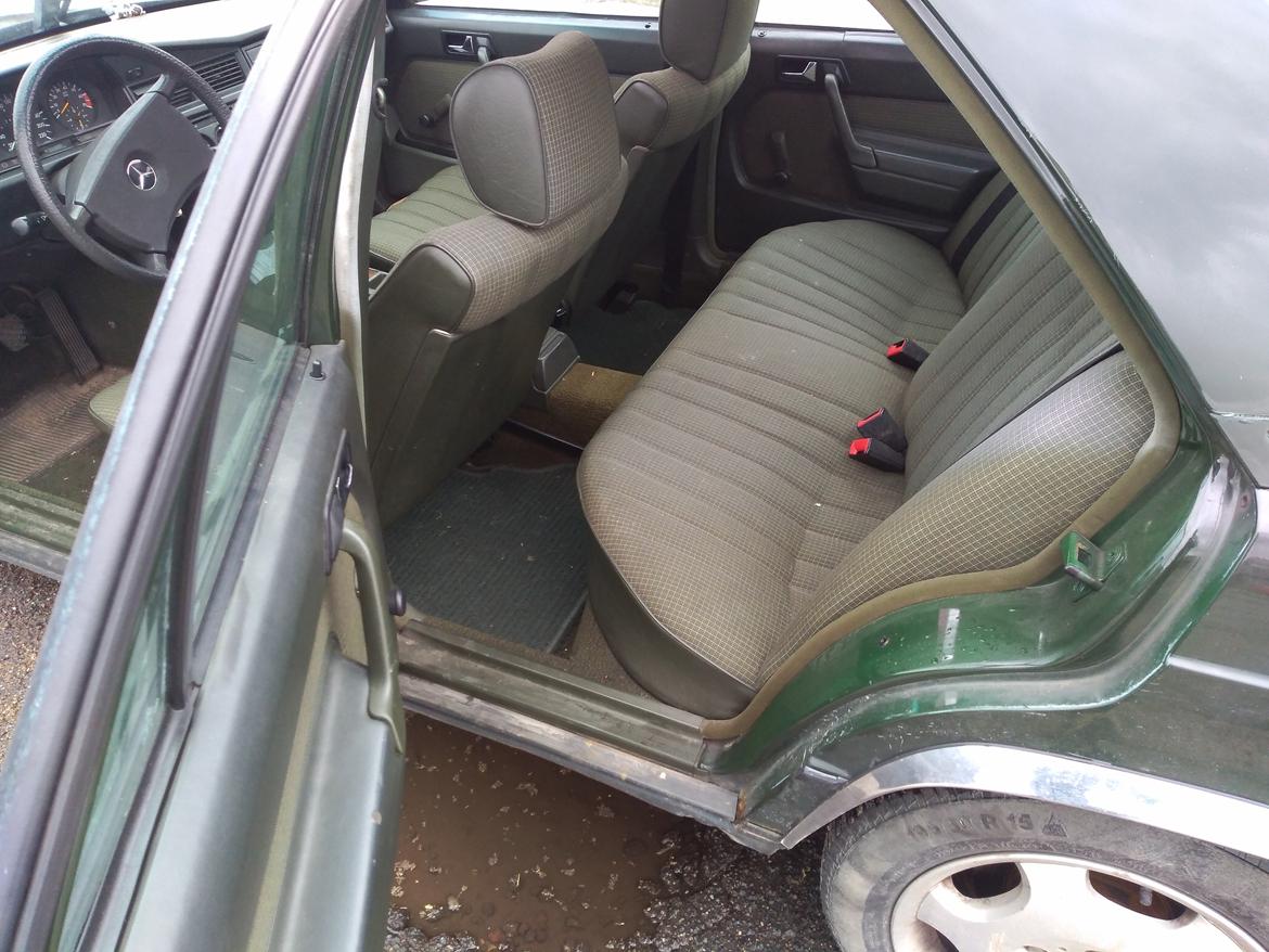 Mercedes Benz 190 E billede 8