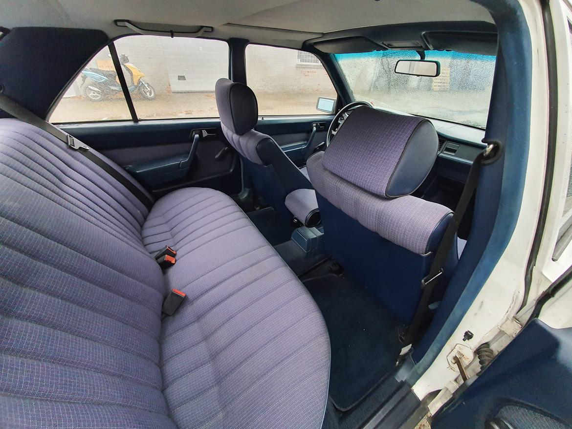 Mercedes Benz 190E billede 14