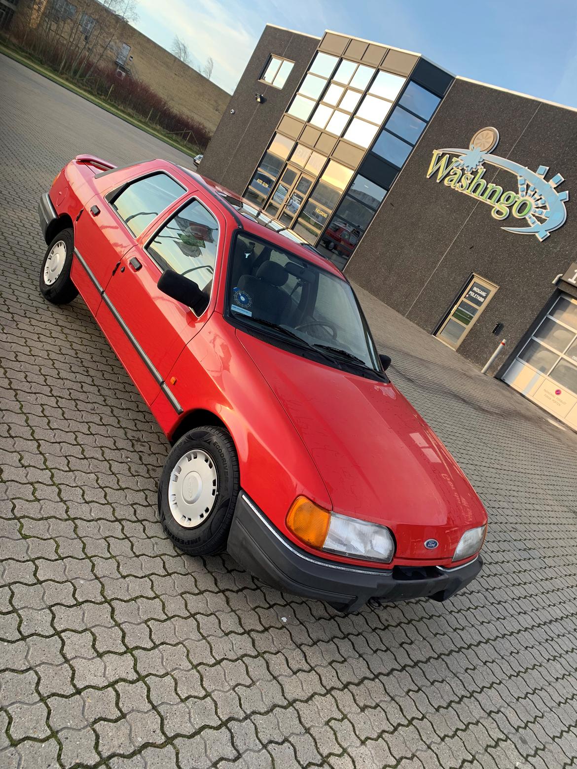 Ford Sierra 1,6 clx billede 1