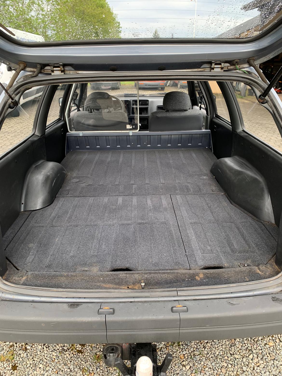 Ford Sierra 1,6 cl Van billede 7