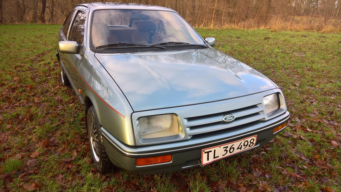 Ford Sierra 1.8 ohc med automatgearkasse billede 4