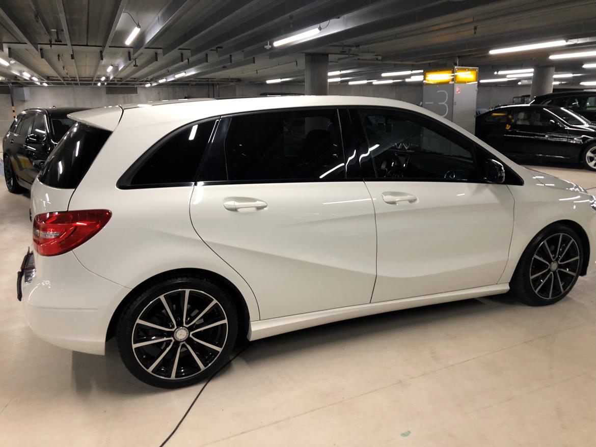 Mercedes Benz B200 billede 17