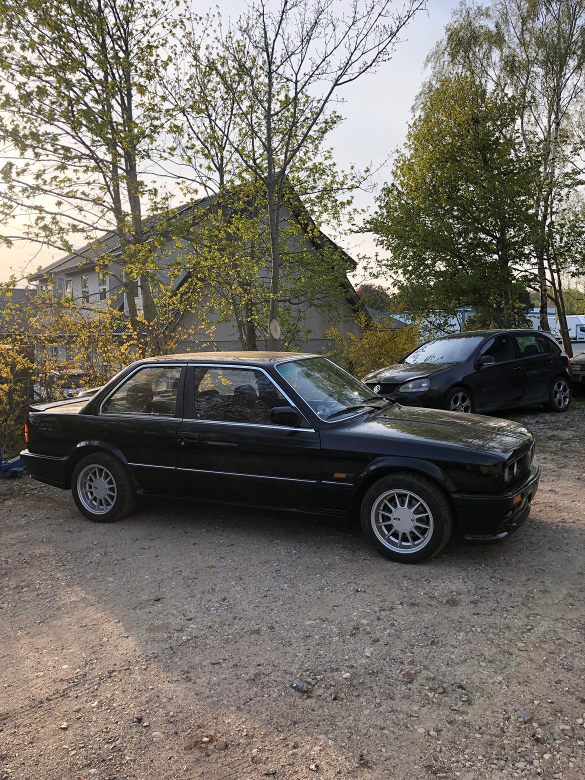 BMW 320 E30 billede 3