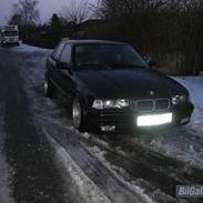 BMW 325i. SOLGT