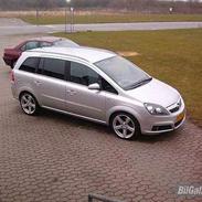 Opel Zafira 1.9 CDTI - SOLGT