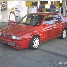 Alfa Romeo 155 Q4