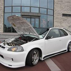 Honda Civic VTI (solgt)