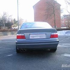 BMW 325* DØD*