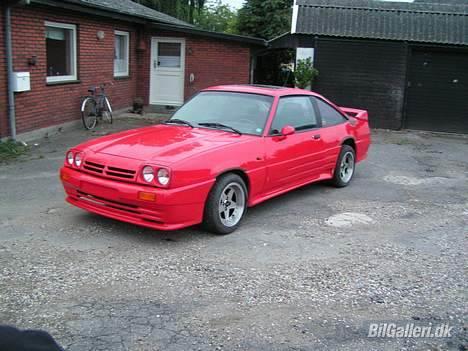 Opel manta billede 1