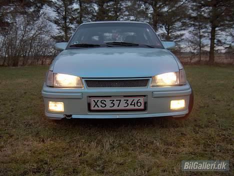 Opel kadett cc e billede 3
