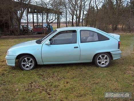 Opel kadett cc e billede 13