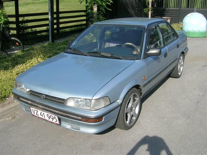 Toyota Corolla - Solgt billede 2