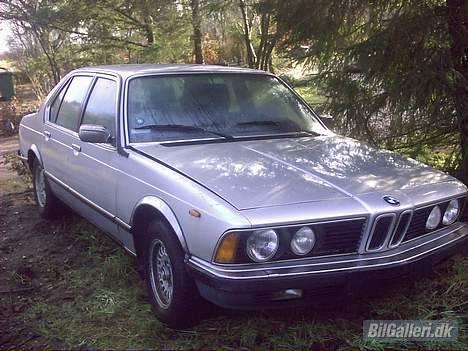 BMW 320i -m5 -solgt- - og fars nye legetøj  745i (turbo) billede 5