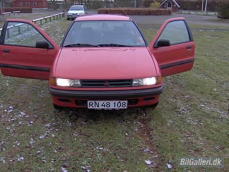 Mitsubishi colt **solgt** billede 6