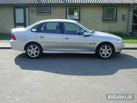 Opel Vectra B Edition 100 billede 3