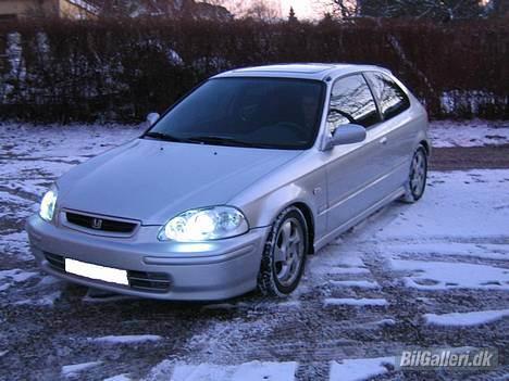 Honda Civic VTI (solgt) billede 3