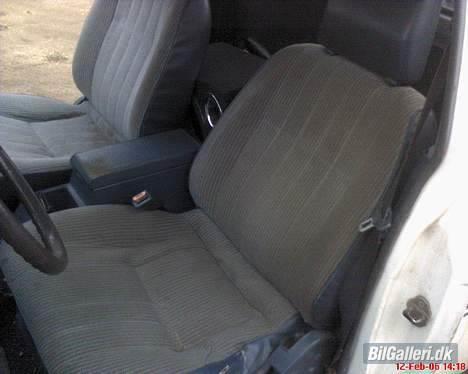 Nissan King Cap 2.5 Solgt. billede 7