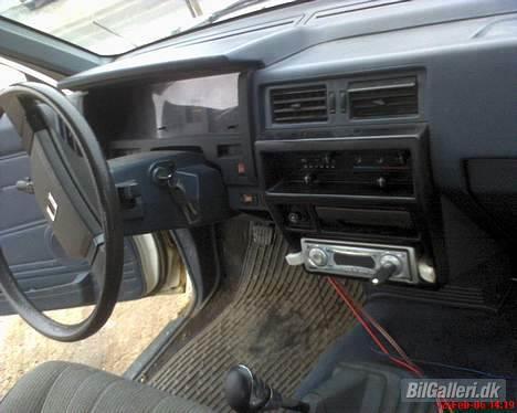 Nissan King Cap 2.5 Solgt. billede 9