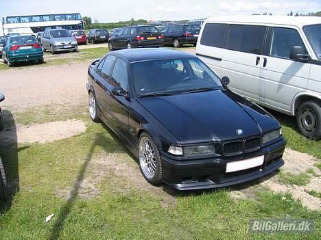 BMW 320I ¤ SOLGT ¤ - d. 8/6 - 05 billede 7