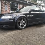 VW Passat 3BG