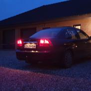 Honda Civic 1.6i ES VTEC Sedan/ES5 [2001-2003]