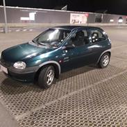 Opel Corsa b