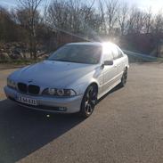 BMW e39 523i