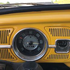 VW 1200 Bobbel  "bumblebee" edition
