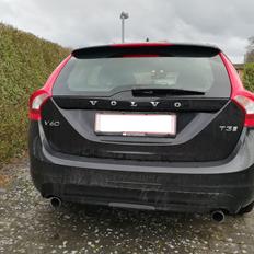 Volvo V60 Momentum T3 Aut.