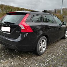 Volvo V60 Momentum T3 Aut.